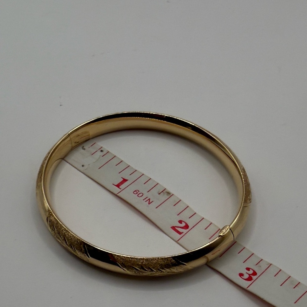 14K Gold Bangle - Picture 3 of 9